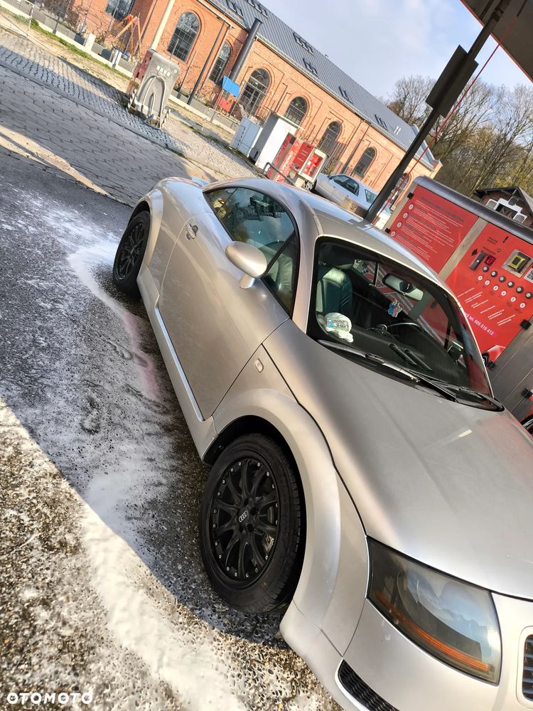 Audi TT Coupé 1.8T - 2