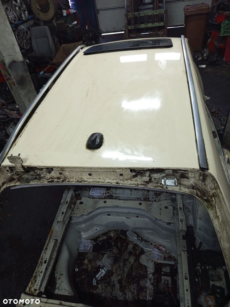 SOLARDACH Z PODSUFITKĄ MERCEDES W212 KOMBI - 1