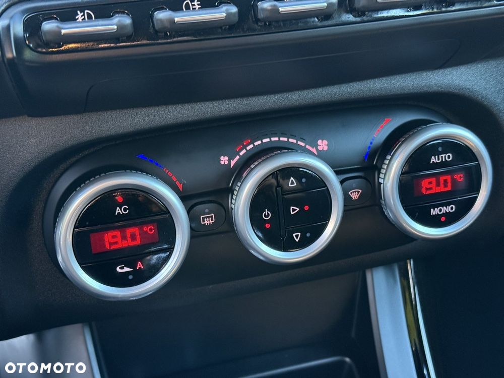 Alfa Romeo Giulietta 1.4 TB MultiAir Exclusive - 25