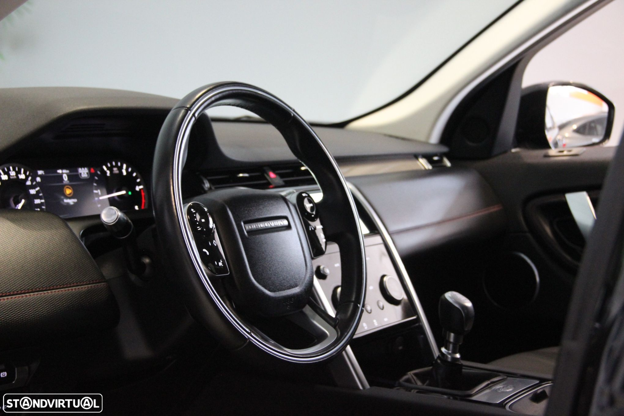 Land Rover Discovery Sport 2.0 eD4 R-Dynamic 7L - 6