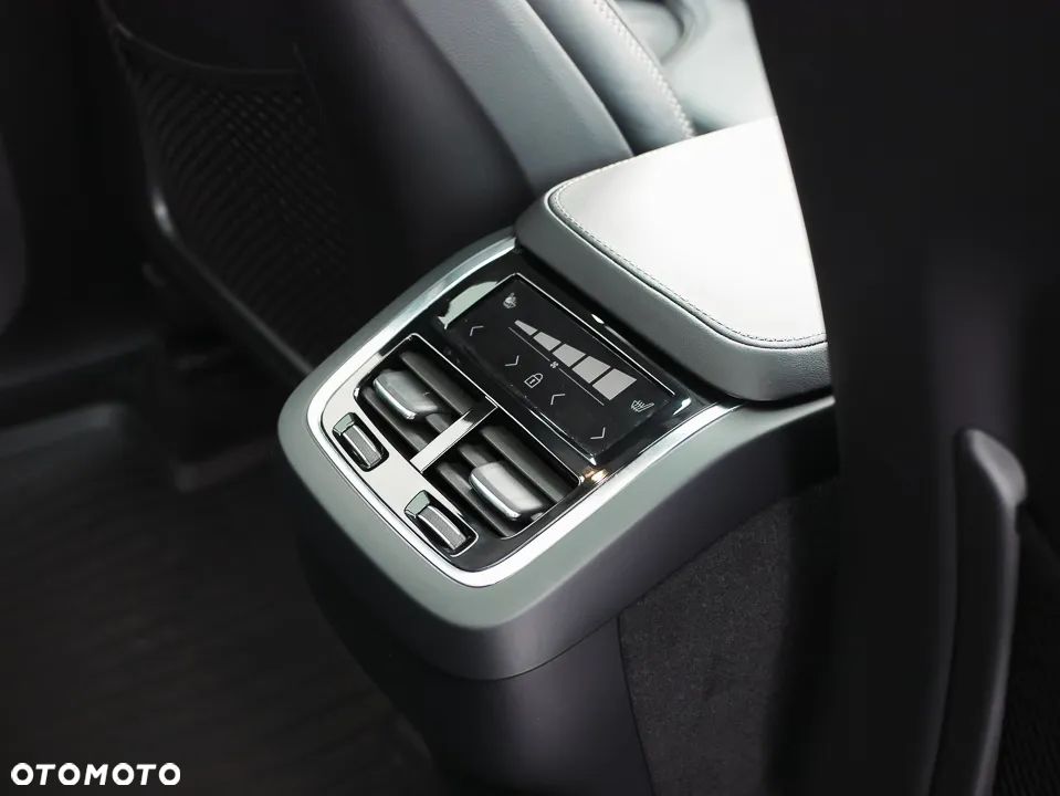 Volvo XC 90 T6 AWD Geartronic Inscription - 27