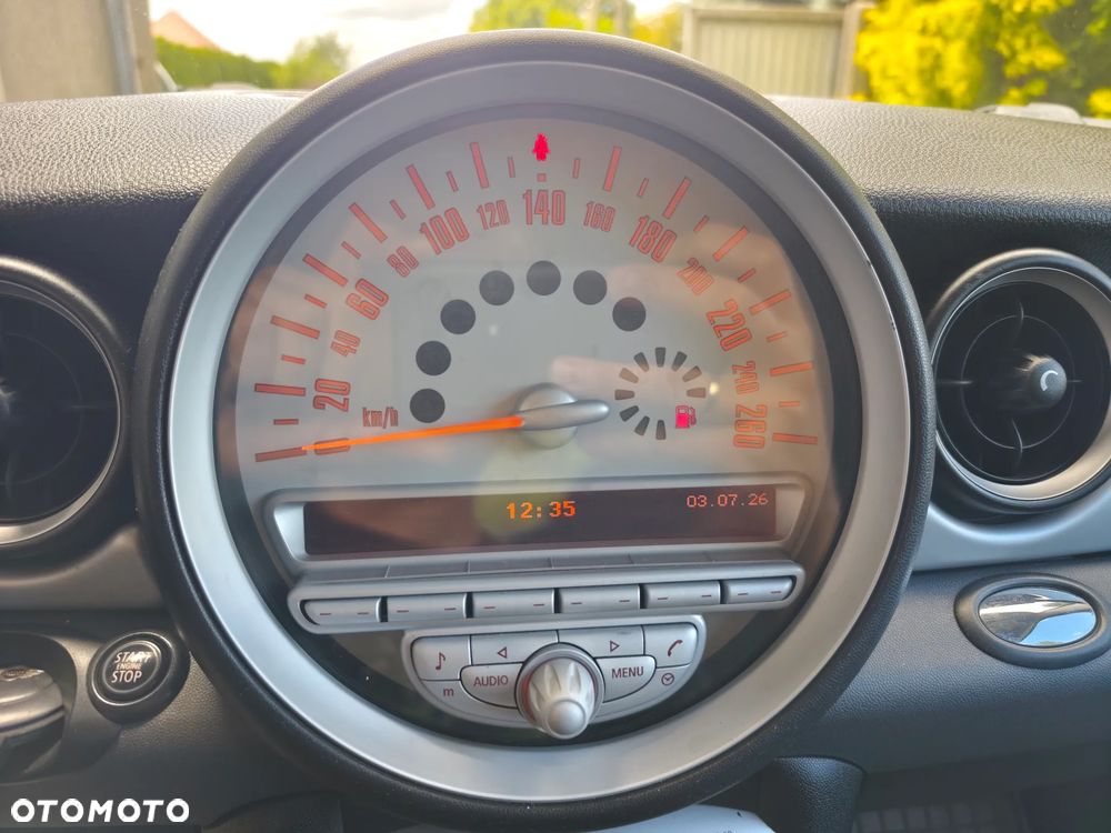 MINI Cooper D 50 Mayfair - 24
