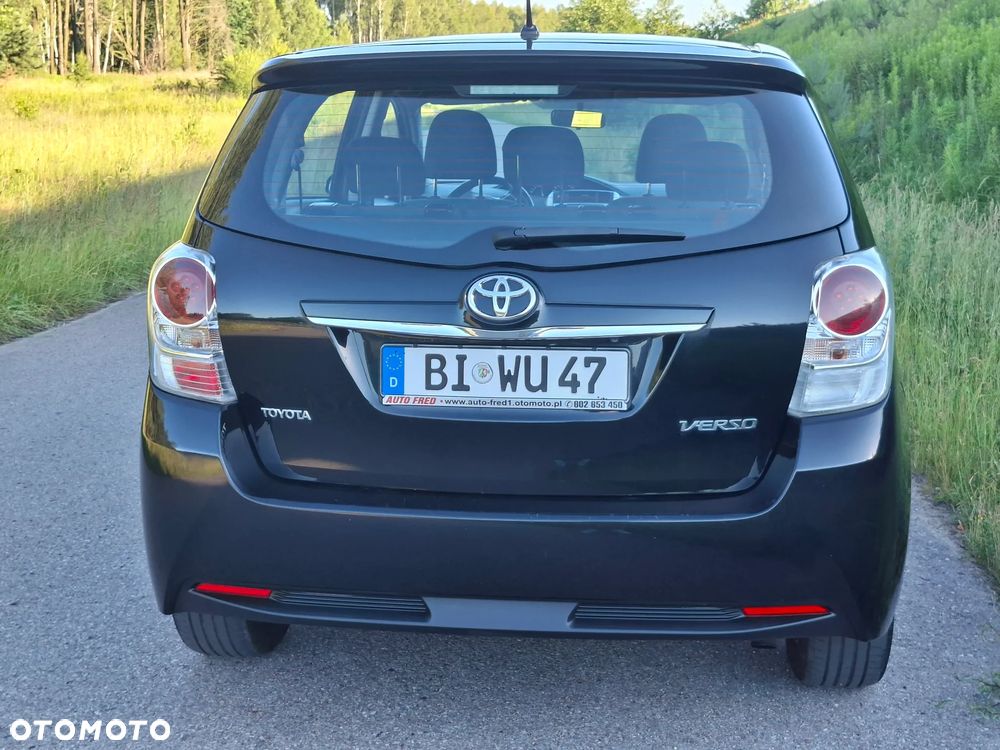 Toyota Verso 1.8 Multidrive Edition - 18