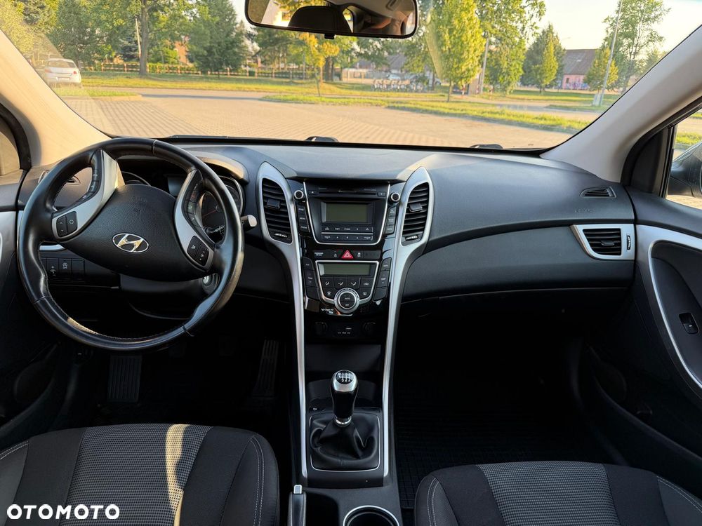 Hyundai i30 1.6 GDI Classic - 12