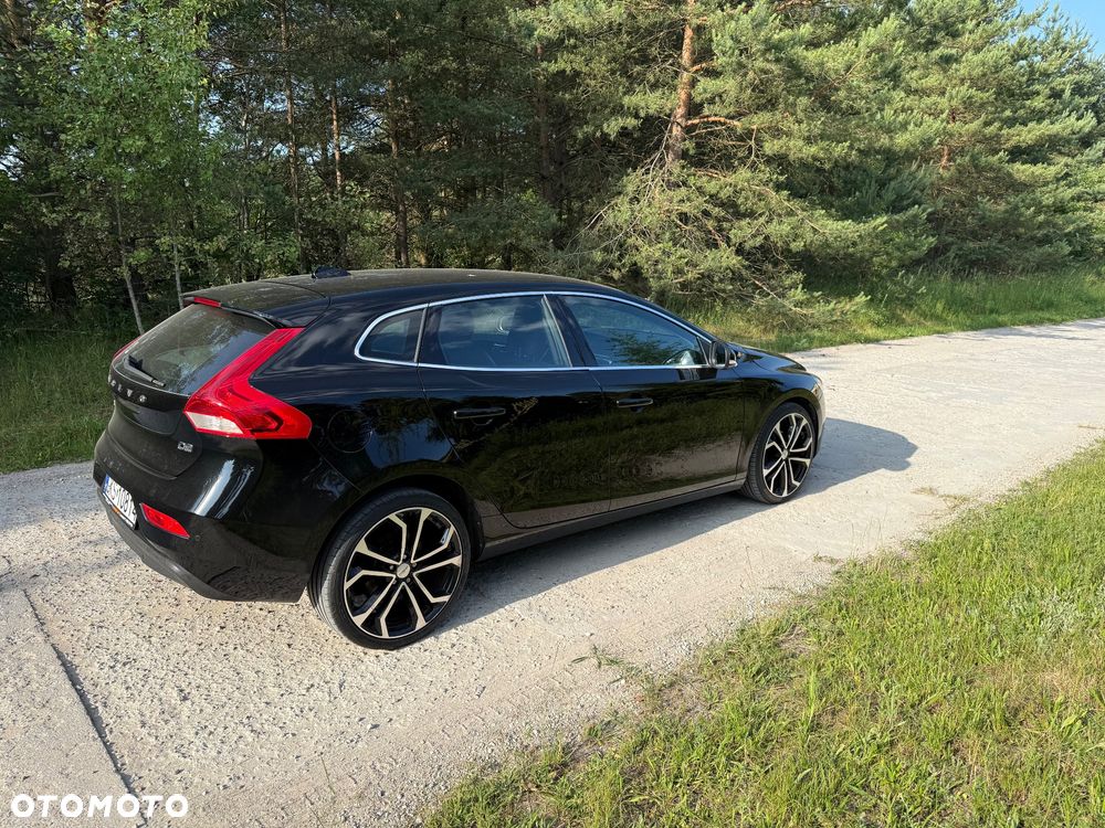 Volvo V40 D2 Momentum - 3