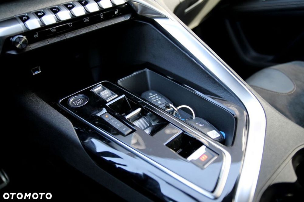 Peugeot 5008 1.5 BlueHDi GT S&S EAT8 - 21