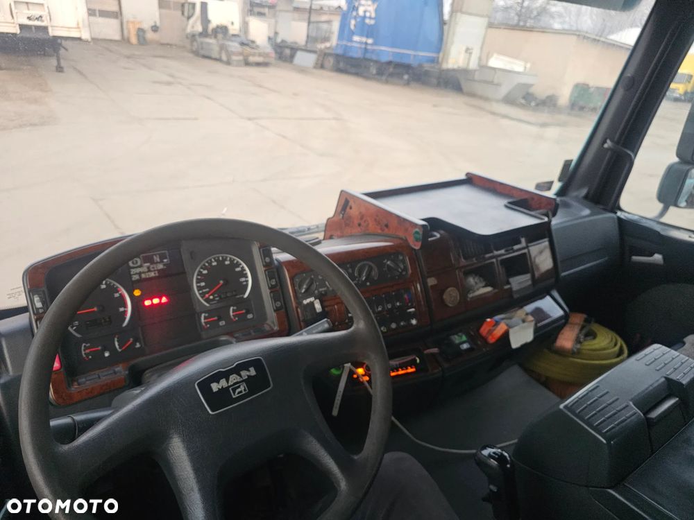 MAN TGA 33.480 - 2