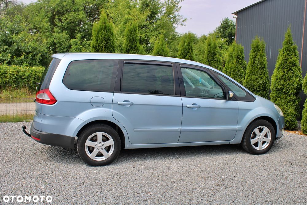 Ford Galaxy 2.0 Champions Edition - 19