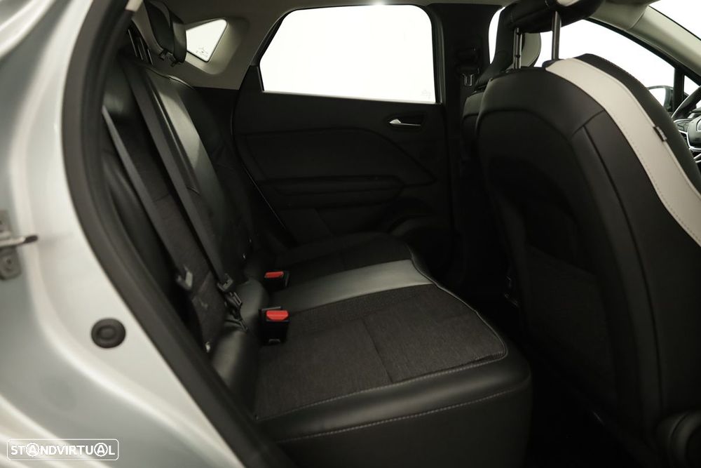 Renault Captur 1.0 TCe Techno Bi-Fuel - 24