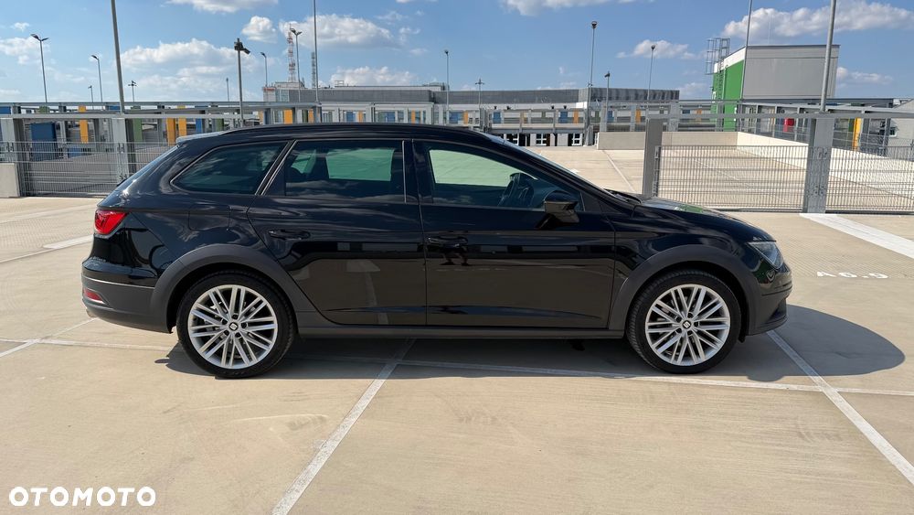 Seat Leon 1.8 TSI Start&Stop DSG XCELLENCE - 11