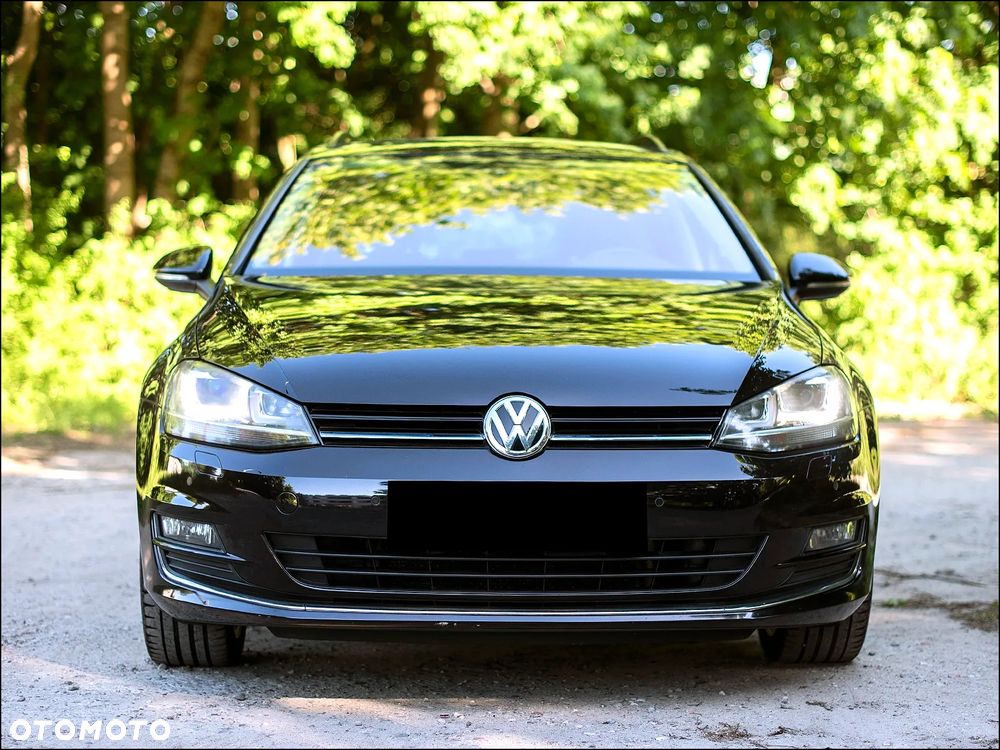 Volkswagen Golf - 2