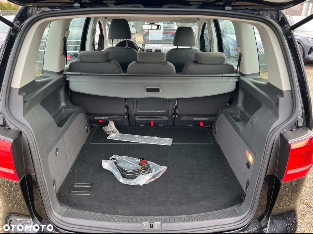 Volkswagen Touran 1.6 TDI DPF Trendline - 9