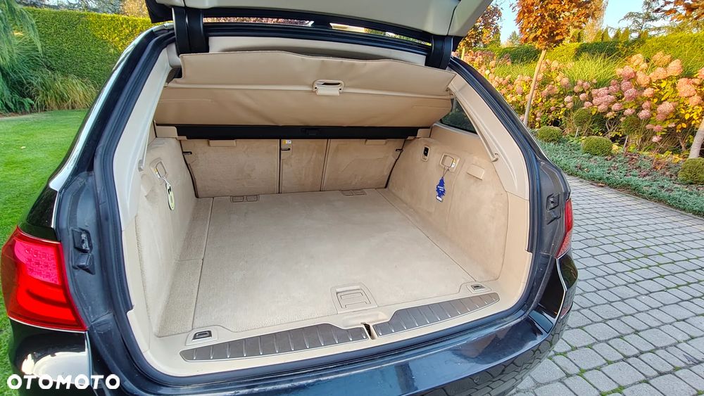 BMW Seria 5 520d - 13
