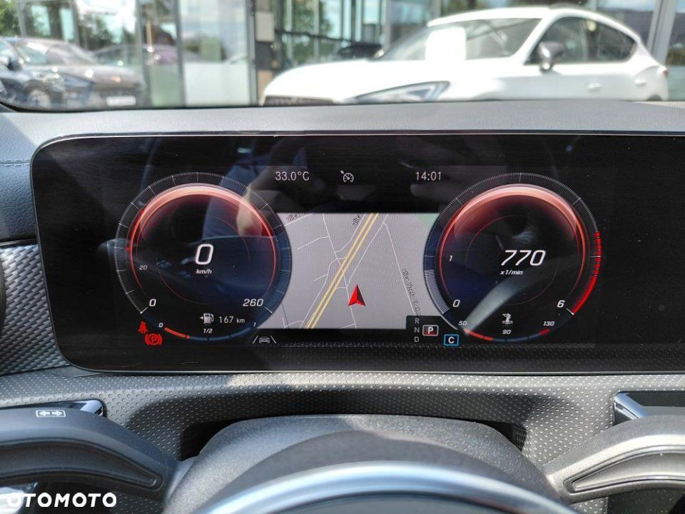 Mercedes-Benz CLA - 37