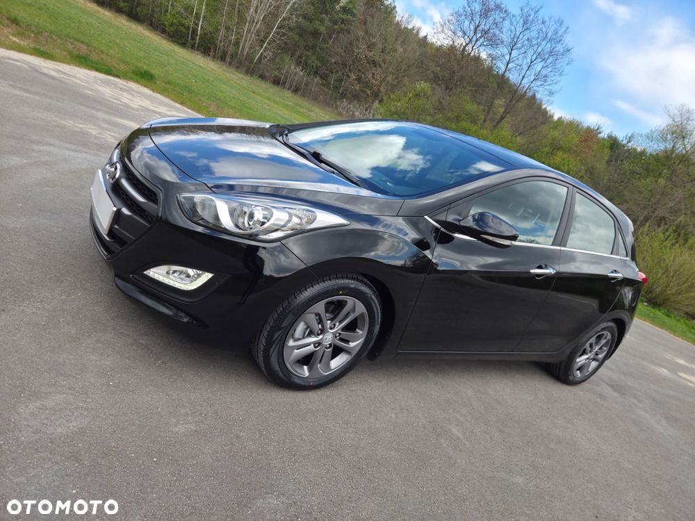 Hyundai i30 1.4 Base - 12