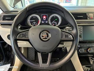 Skoda Superb 2.0 TDI DSG Laurin & Klement - 17