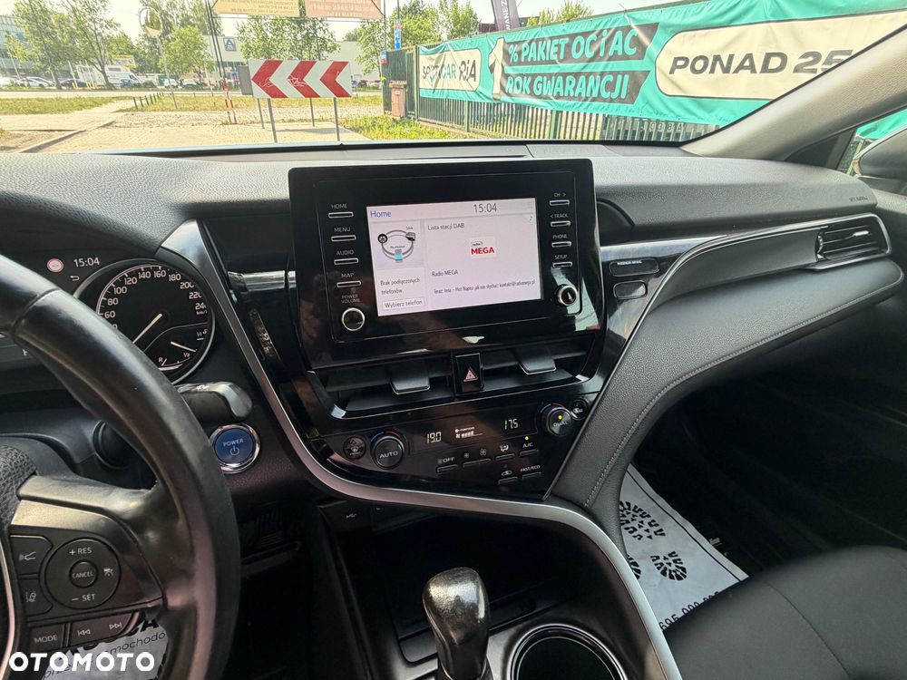 Toyota Camry 2.5 Hybrid Comfort CVT - 18