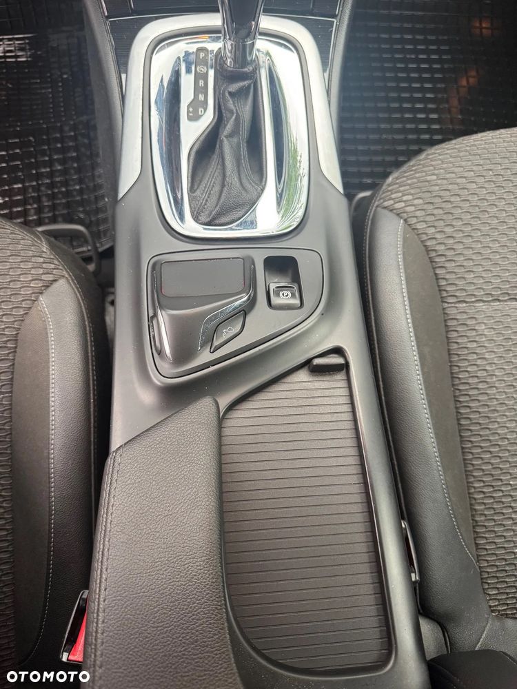 Opel Insignia 2.0 CDTI Active - 22