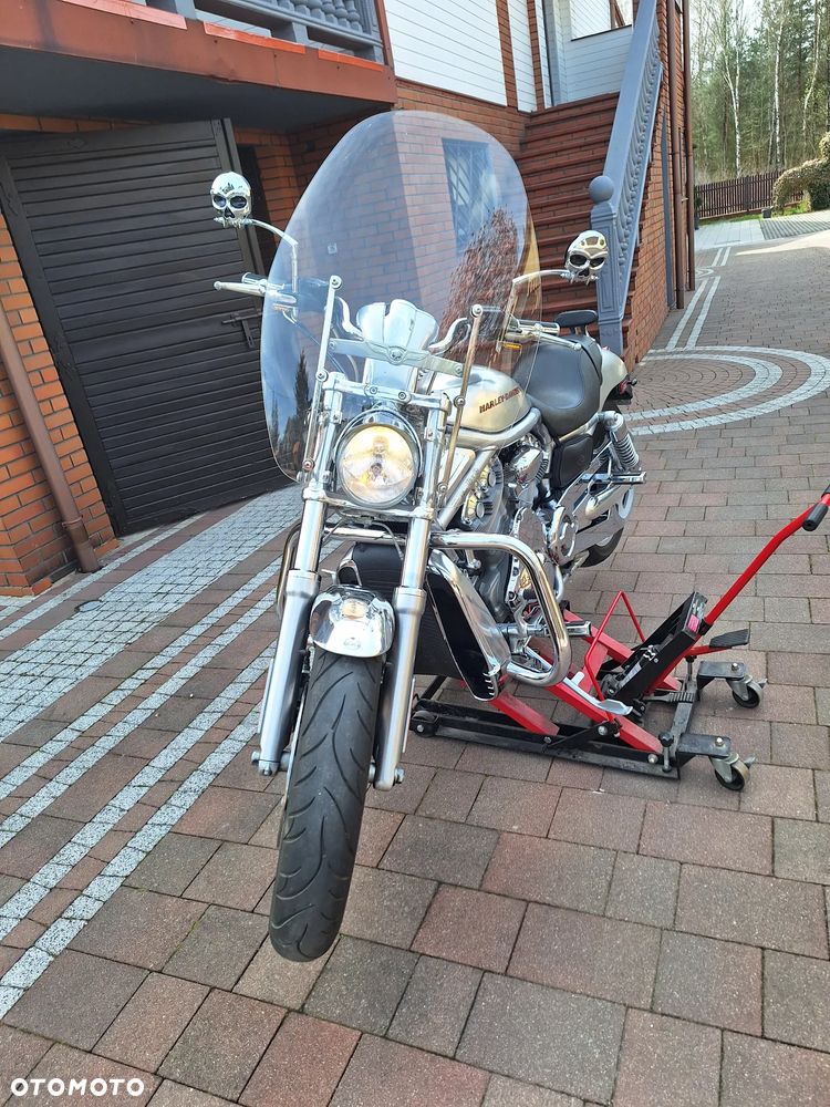 Harley-Davidson V-Rod Street Rod - 19