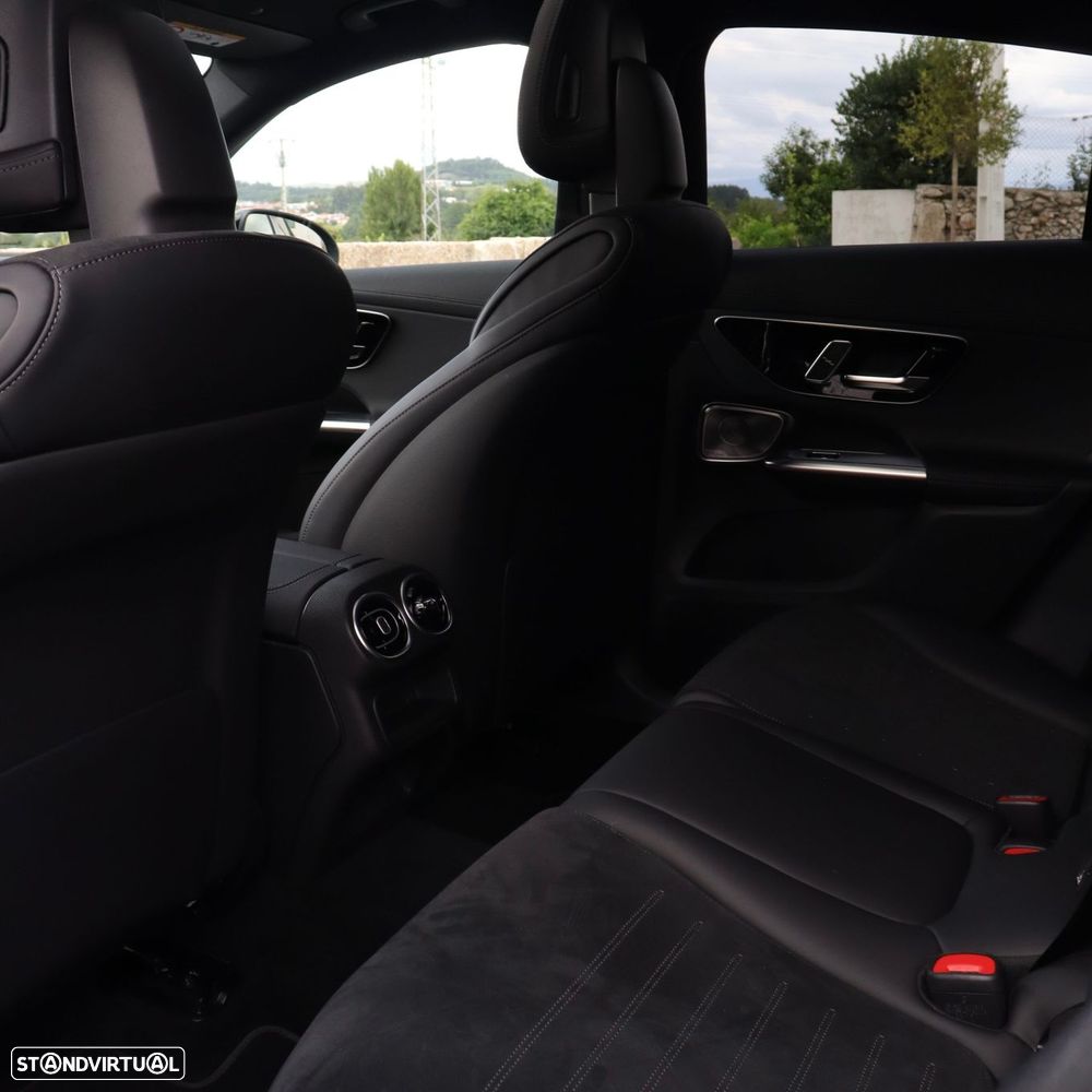 Mercedes-Benz GLC 300 de Coupe 4Matic - 29