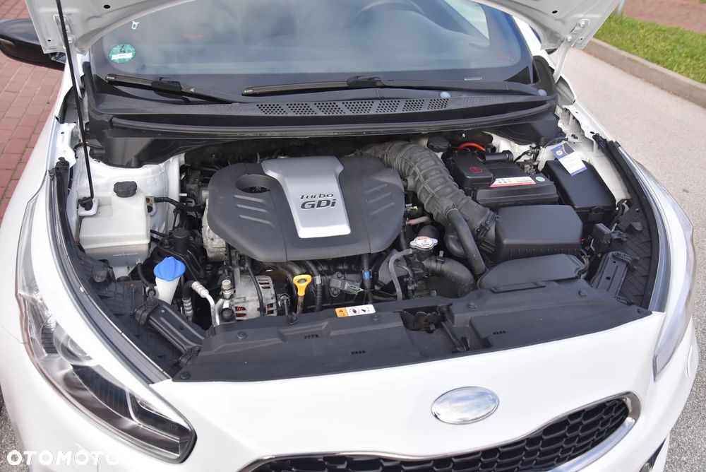 Kia Ceed 1.6 T-GDI GT-Challenge - 35