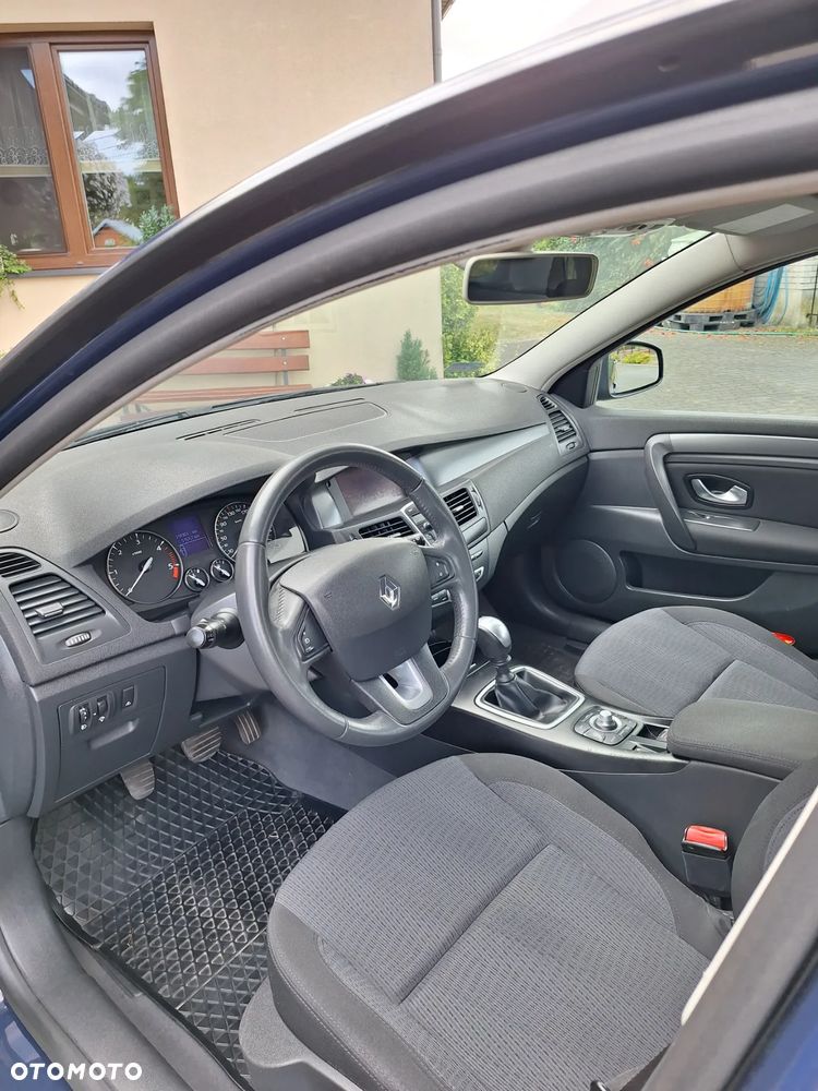 Renault Laguna - 12