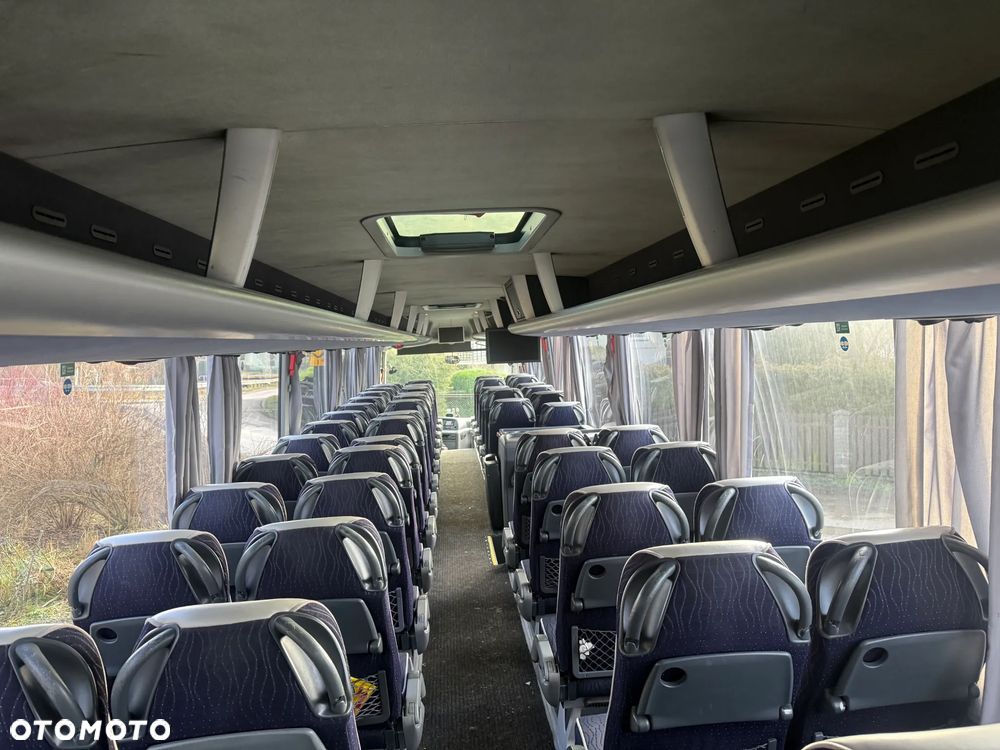 MAN R 08 Lion's Coach - 9