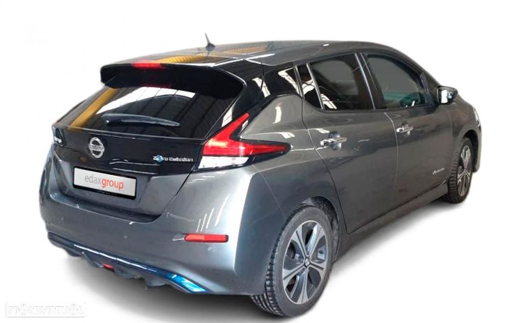 Nissan Leaf - 2