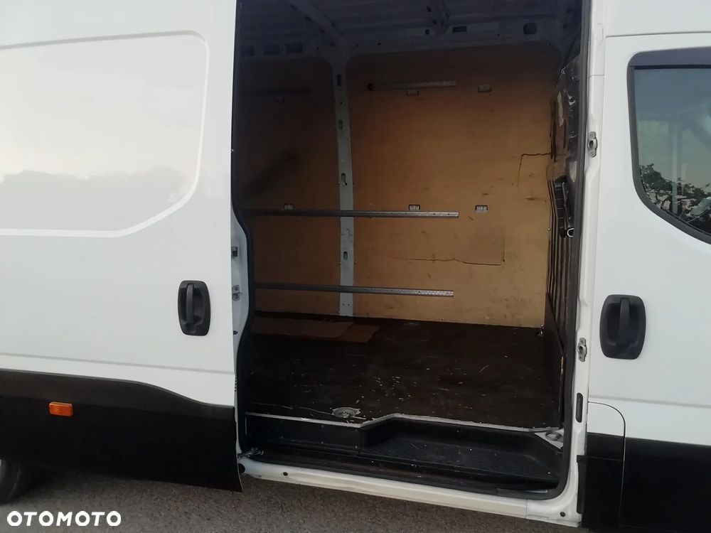 Iveco Daily - 29