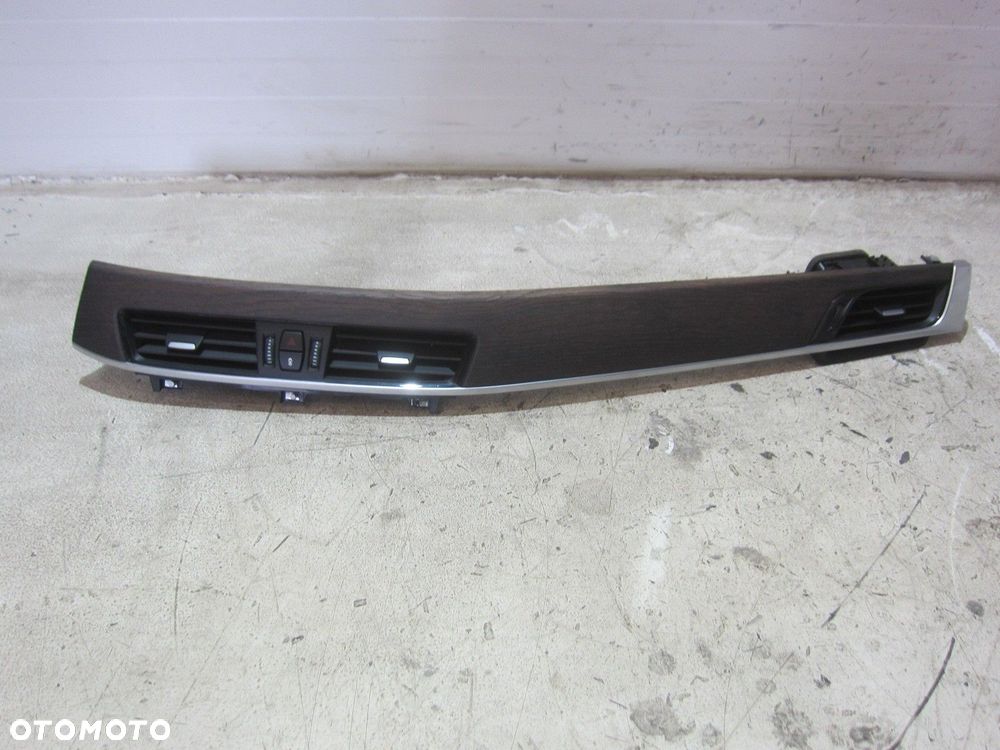 BMW X1 F48 LISTWY KRATKI DEKORY DESKI DRZWI AMBIENTE PERLGLANZ 9347753 LED - 2