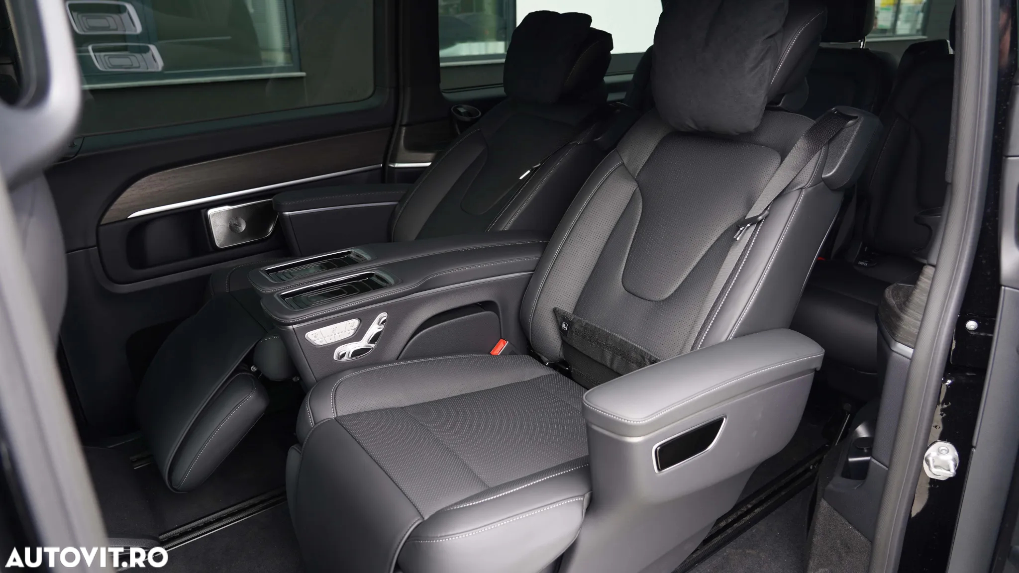 Mercedes-Benz V 300 d Combi Lung 237 CP AWD 9AT AVANTGARDE EDITION - 26