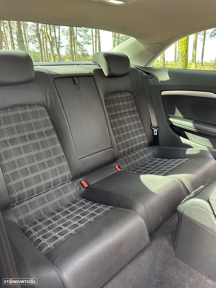 Audi A5 2.0 TDI S-line - 30