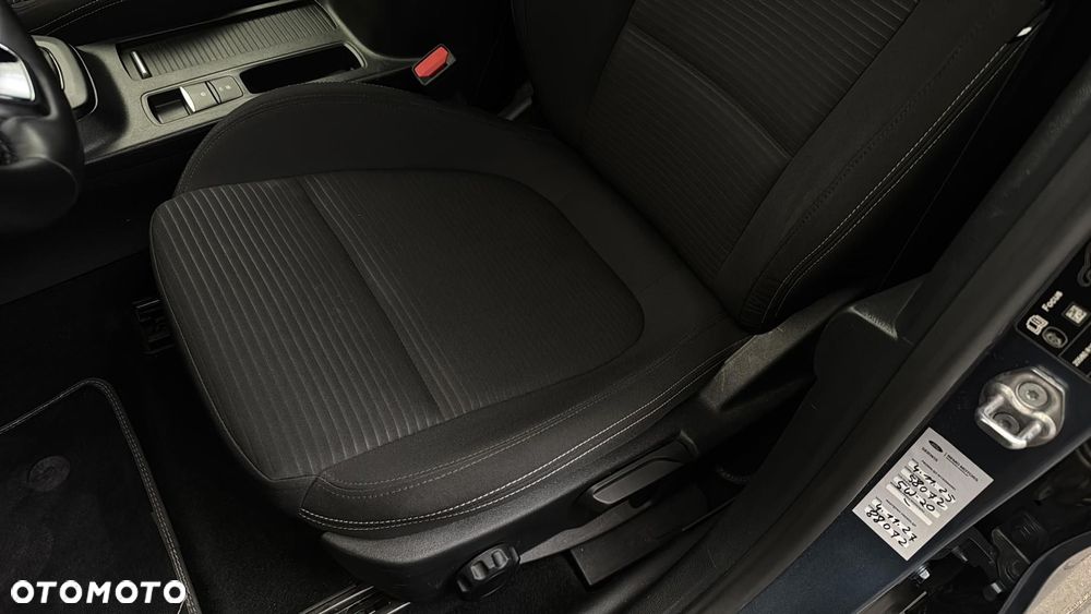 Ford Focus 1.0 EcoBoost mHEV Titanium X - 13