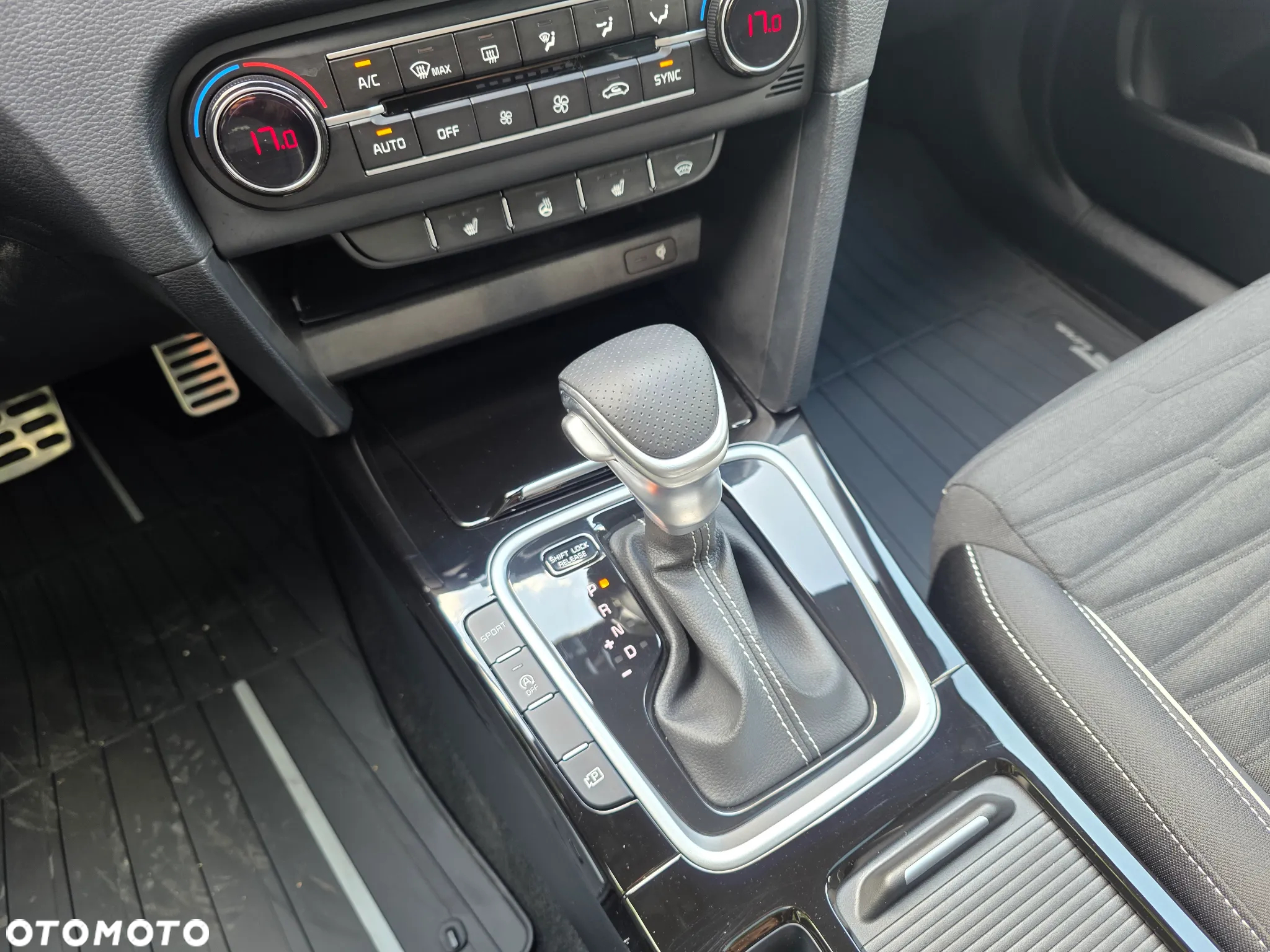 Kia ProCeed 1.5 T-GDI GT Line DCT - 27