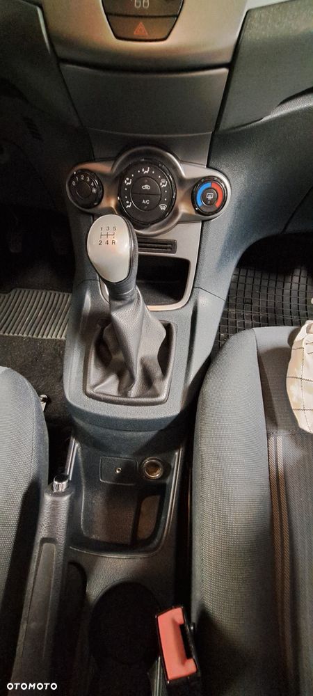Ford Fiesta 1.25 Trend - 15
