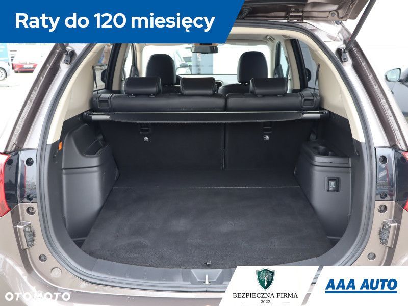 Mitsubishi Outlander - 16