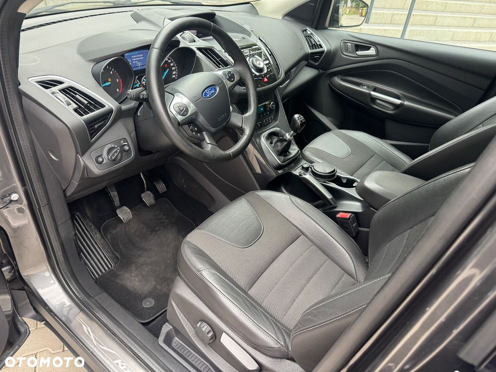 Ford Kuga 2.0 TDCi 4WD Titanium - 21