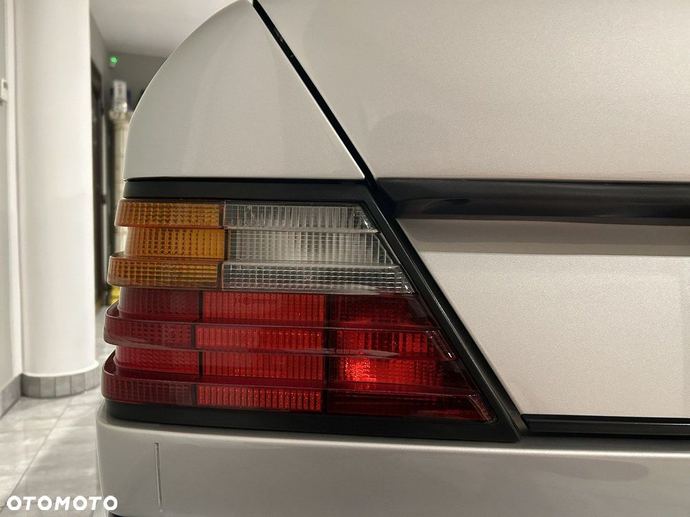 Mercedes-Benz W124 (1984-1993) - 20