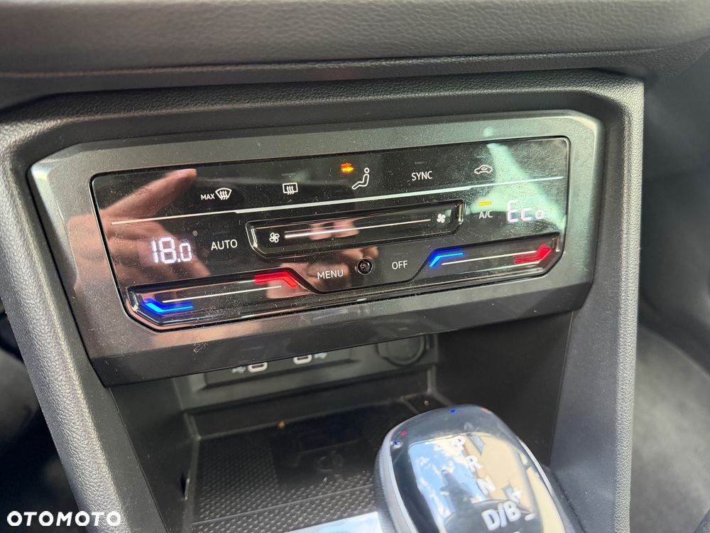 Volkswagen Tiguan - 15
