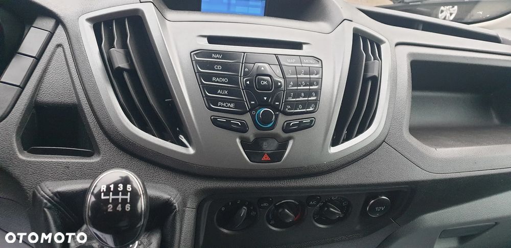 Ford Transit - 13
