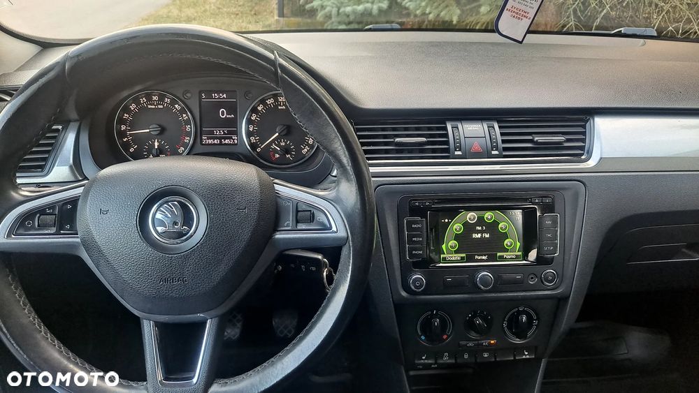 Skoda RAPID 1.6 TDI Edition - 25