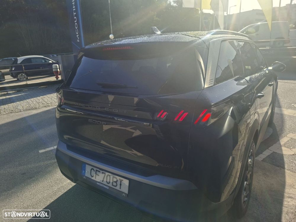 Peugeot 5008 1.6 Plug-in Hybrid Allure e-DCS7 - 4