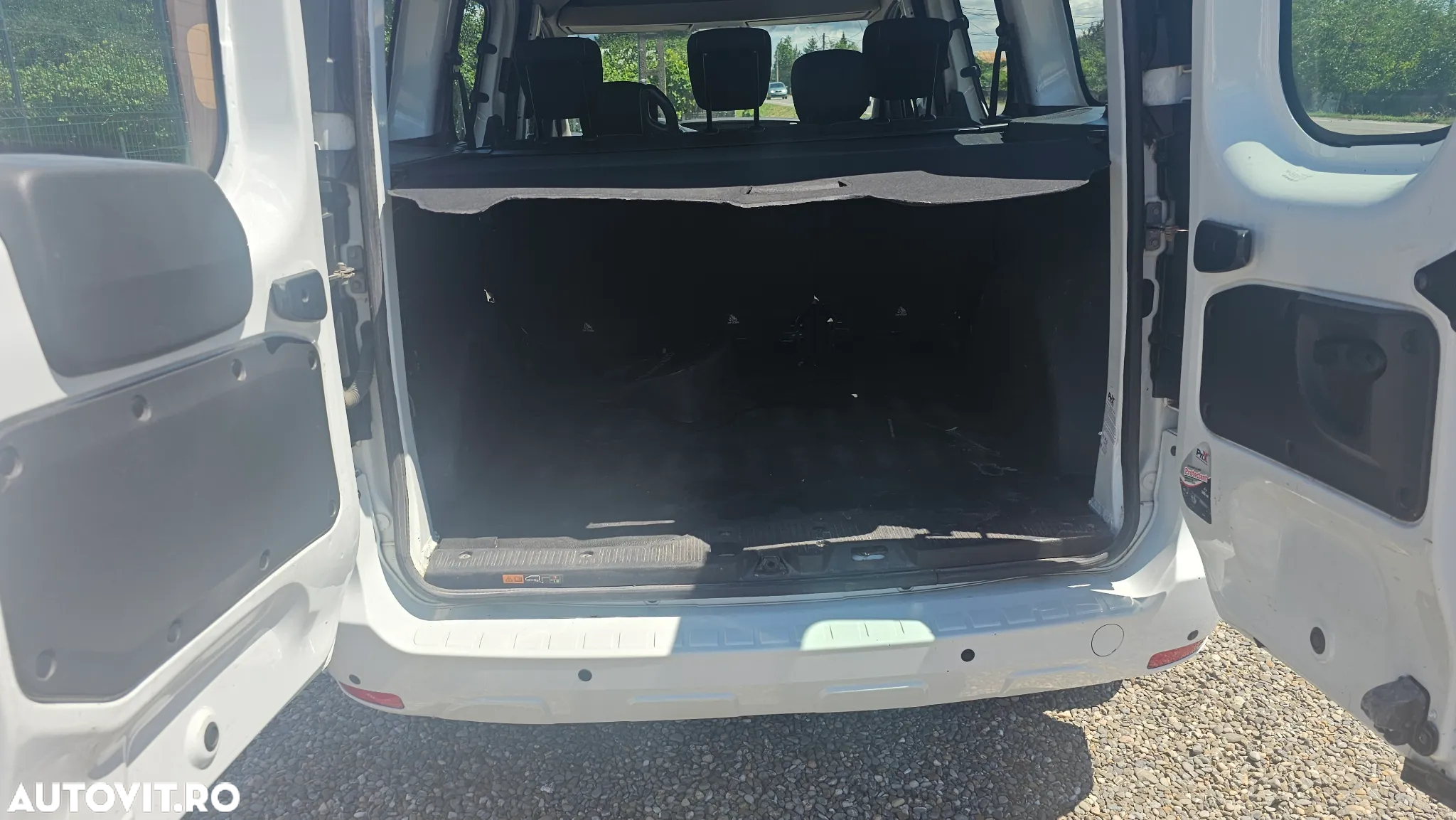 Dacia Dokker 1.5 Blue dCi Laureate - 15