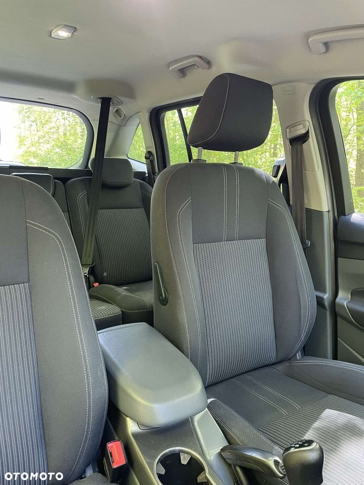 Ford C-MAX - 7