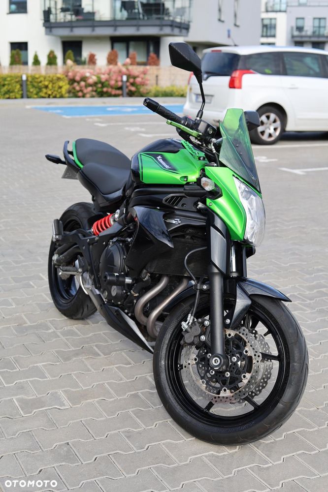 Kawasaki ER - 19