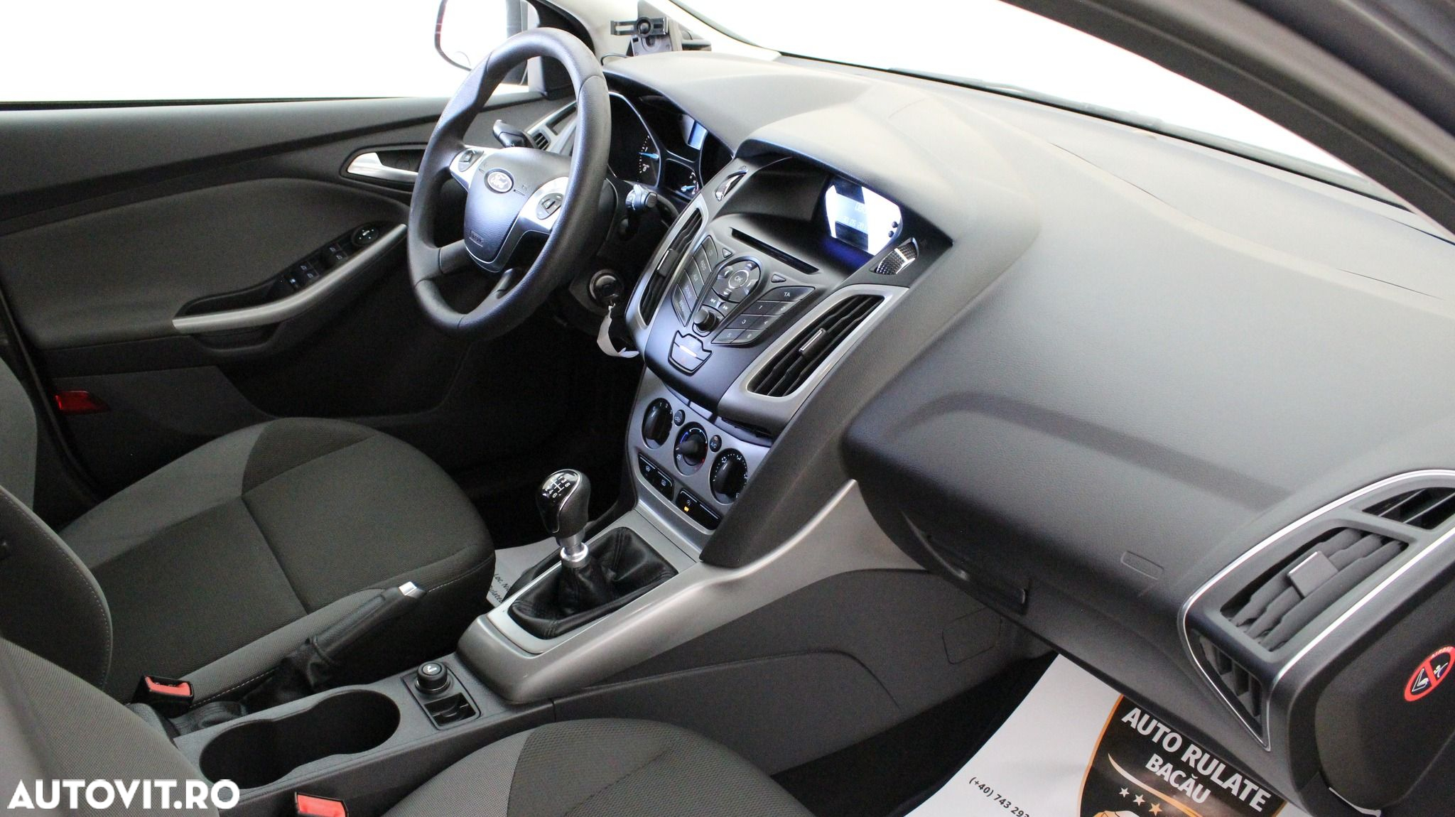 Ford Focus - 13