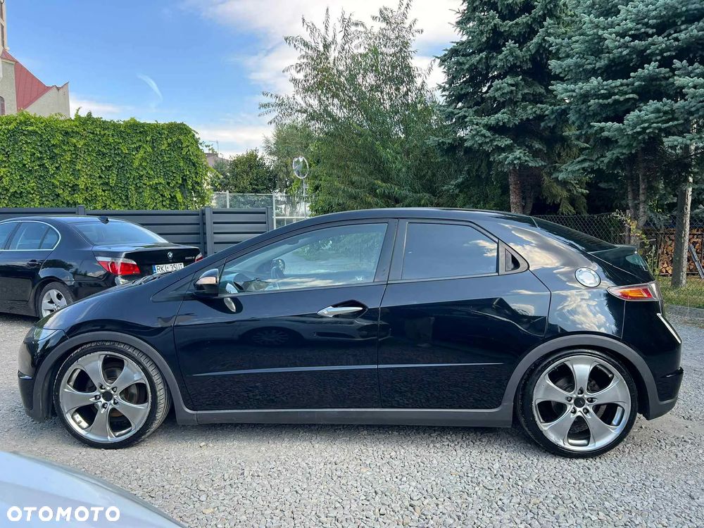 Honda Civic 1.8 Executive - 3