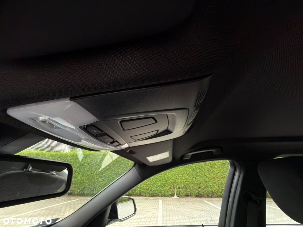 BMW Seria 3 - 15