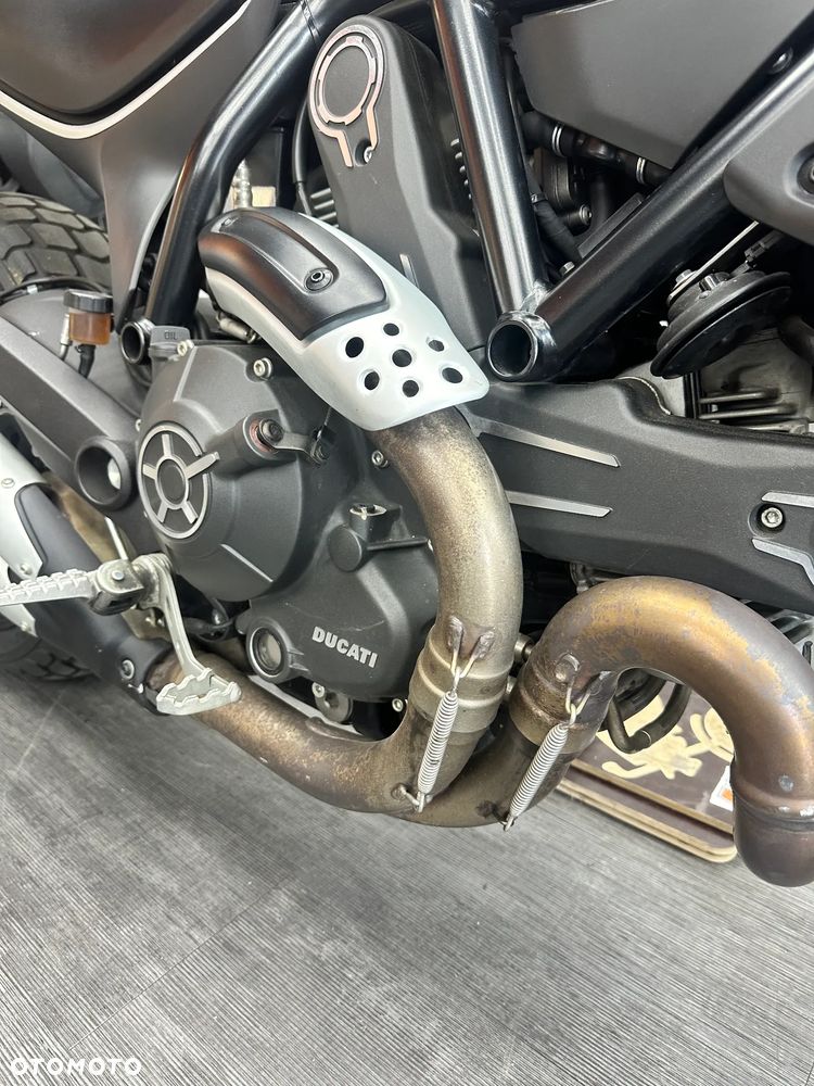 Ducati Scrambler - 24