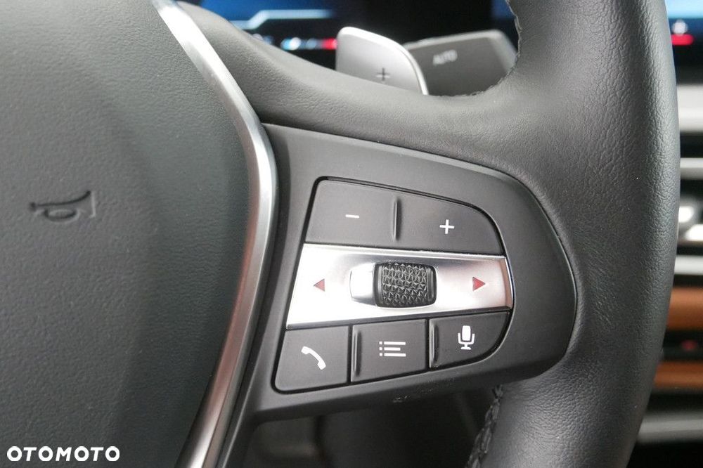 BMW Seria 3 - 26